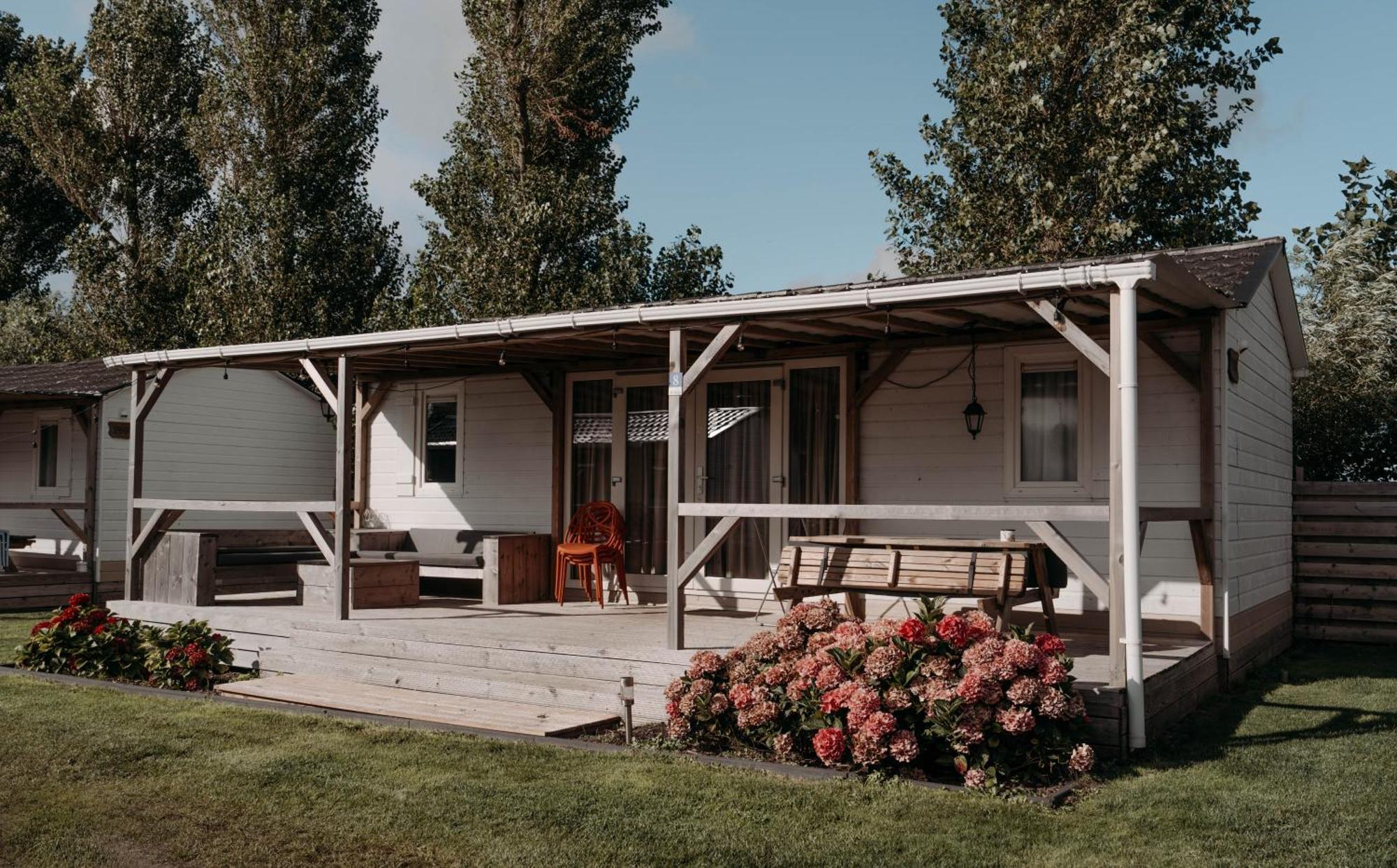 Chalet Tulpenweide - Recreatie Breezand Esterno foto