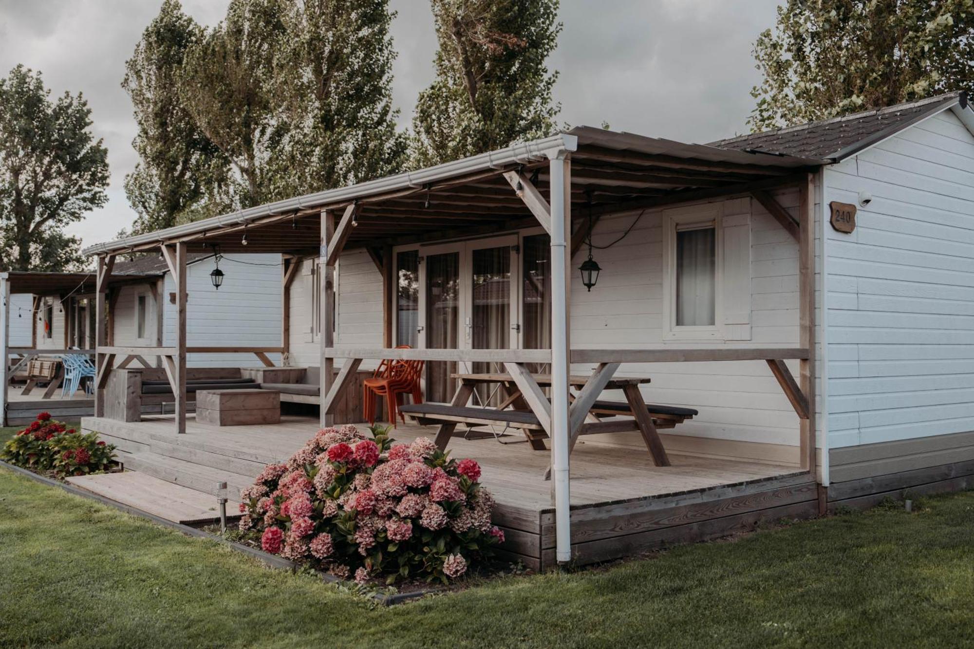 Chalet Tulpenweide - Recreatie Breezand Esterno foto